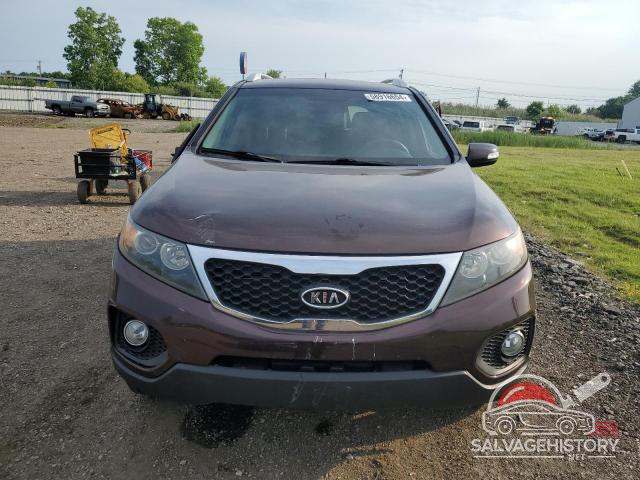 5XYKTCA19BG085796 2011 KIA SORENTO photo no. 5