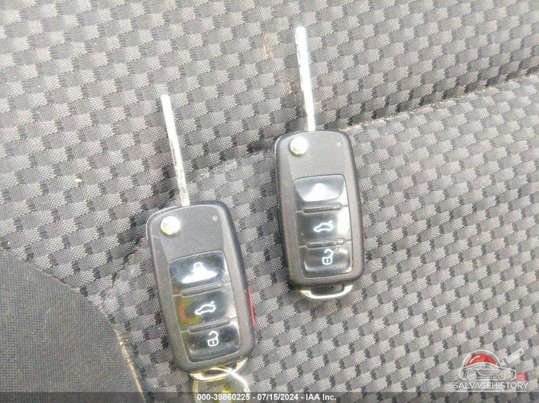 1VWAP7A32CC017111 2012 VOLKSWAGEN PASSAT photo no. 11