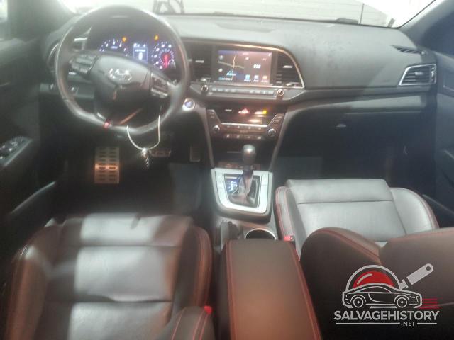 KMHD04LBXJU450203 2018 HYUNDAI ELANTRA photo no. 8
