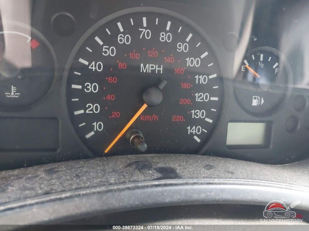 1FAFP34Z34W180924 2004 FORD FOCUS photo no. 7