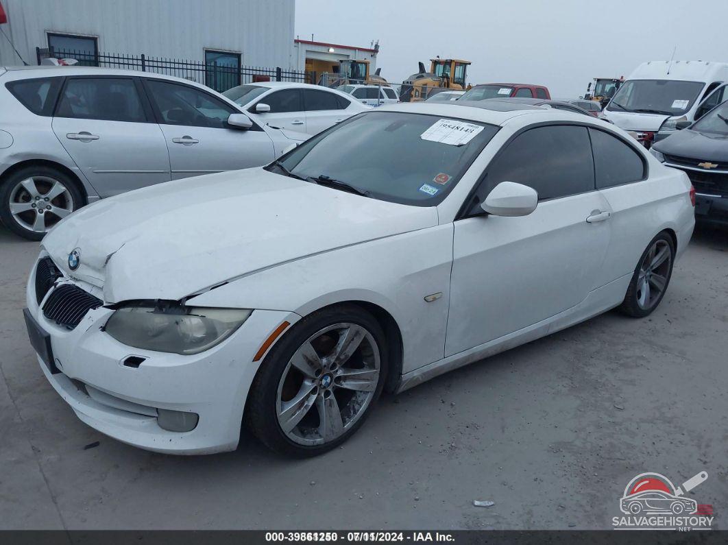 WBAKE5C54BE573923 2011 BMW 328I photo no. 2