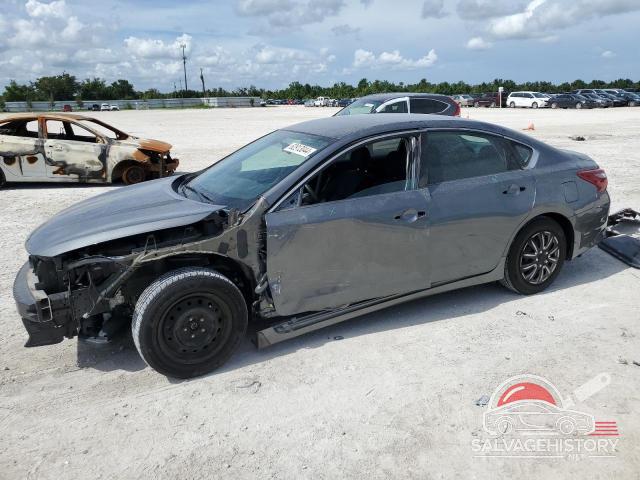 1N4AL3AP0JC157137 2018 NISSAN ALTIMA photo no. 3