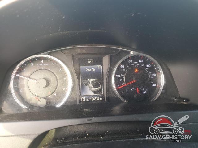 4T1BF1FK0FU934551 2015 TOYOTA CAMRY photo no. 9