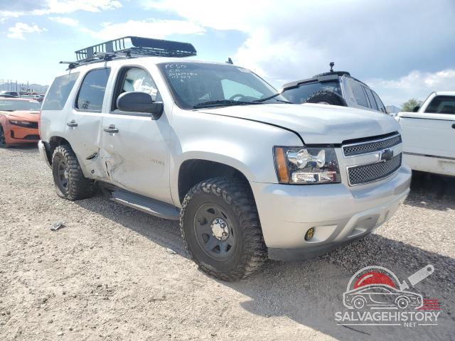 1GNUKAE09AR137419 2010 CHEVROLET TAHOE photo no. 4