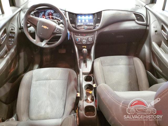 KL7CJKSBXJB631121 2018 CHEVROLET TRAX photo no. 8