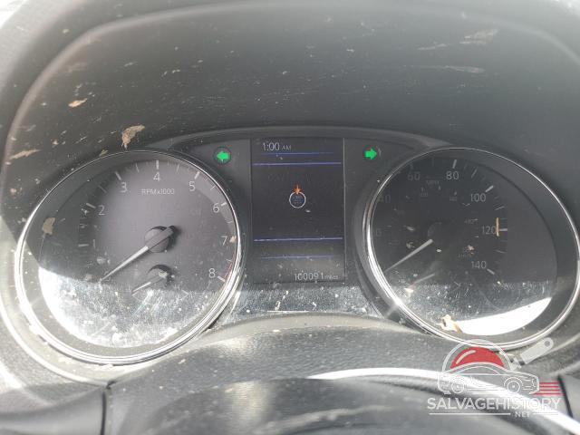 5N1AT2MV5JC756769 2018 NISSAN ROGUE photo no. 9