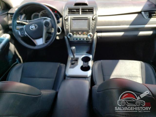 4T1BF1FK3EU749828 2014 TOYOTA CAMRY photo no. 8