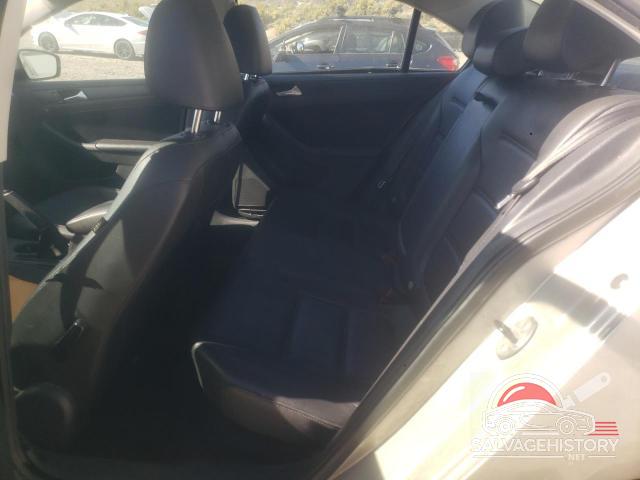 3VWD17AJ5EM249880 2014 VOLKSWAGEN JETTA photo no. 10