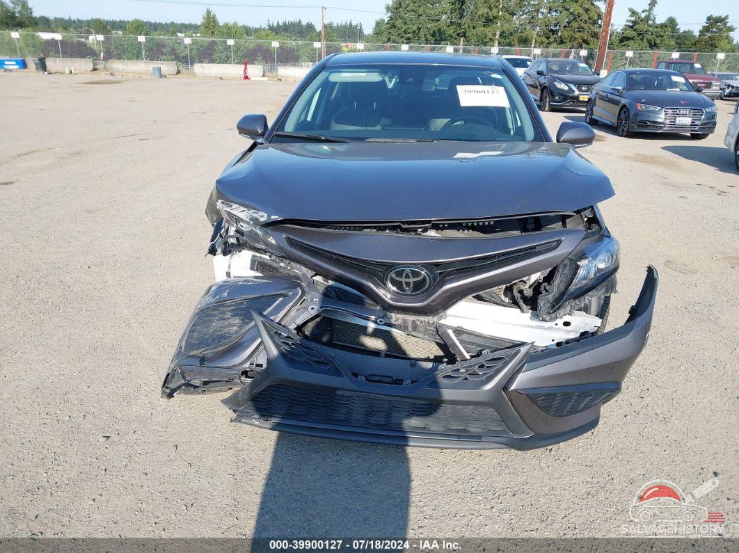 4T1G11AKXNU069825 2022 TOYOTA CAMRY photo no. 6