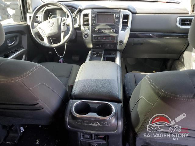 1N6AA1F22HN553678 2017 NISSAN TITAN photo no. 8