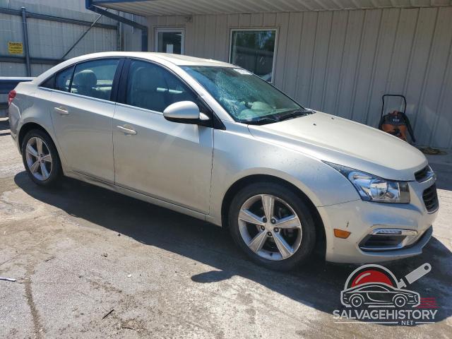 1G1PE5SB4F7256842 2015 CHEVROLET CRUZE photo no. 4