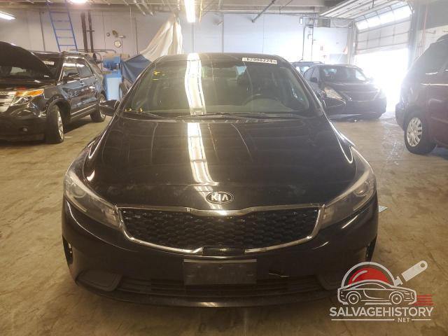 3KPFL4A77HE031155 2017 KIA FORTE photo no. 5