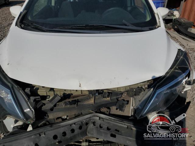 3N1CE2CPXJL358846 2018 NISSAN VERSA photo no. 11