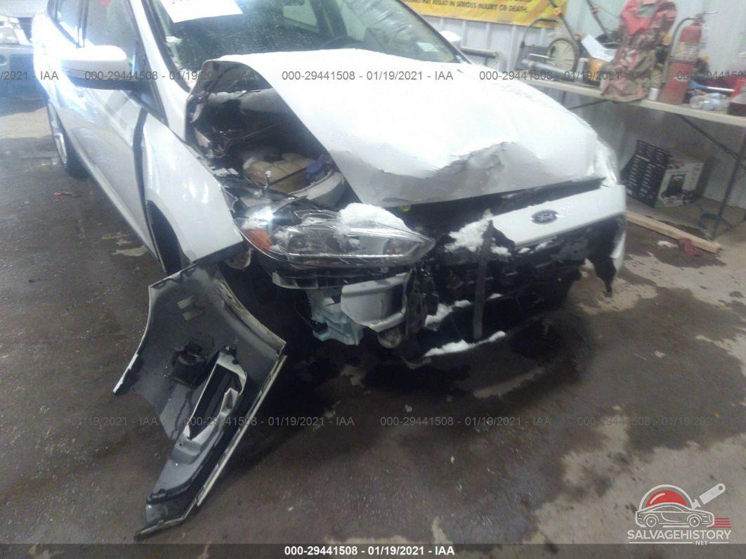 1FADP3F24HL220832 2017 FORD FOCUS photo no. 6