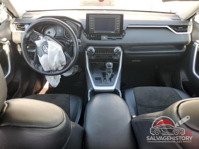 2T3W1RFV2LW080626 2020 TOYOTA RAV4 photo no. 8