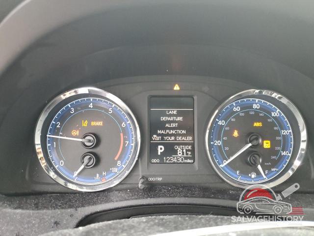 5YFBURHE0HP616199 2017 TOYOTA COROLLA photo no. 9