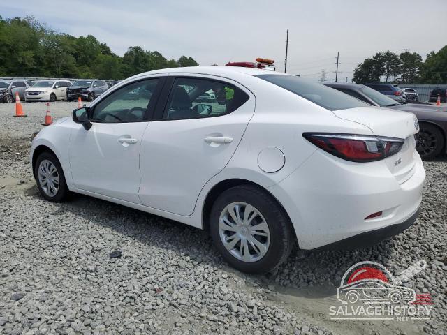 3MYDLBYV8KY526021 2019 TOYOTA YARIS photo no. 2