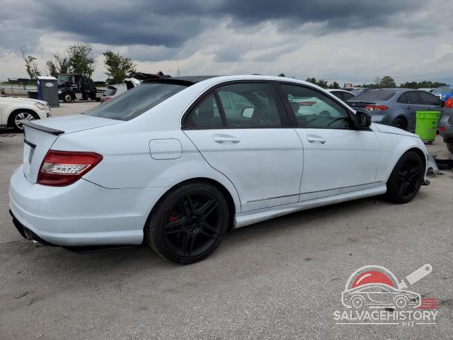 WDDGF54X69R052099 2009 MERCEDES-BENZ C-CLASS photo no. 3