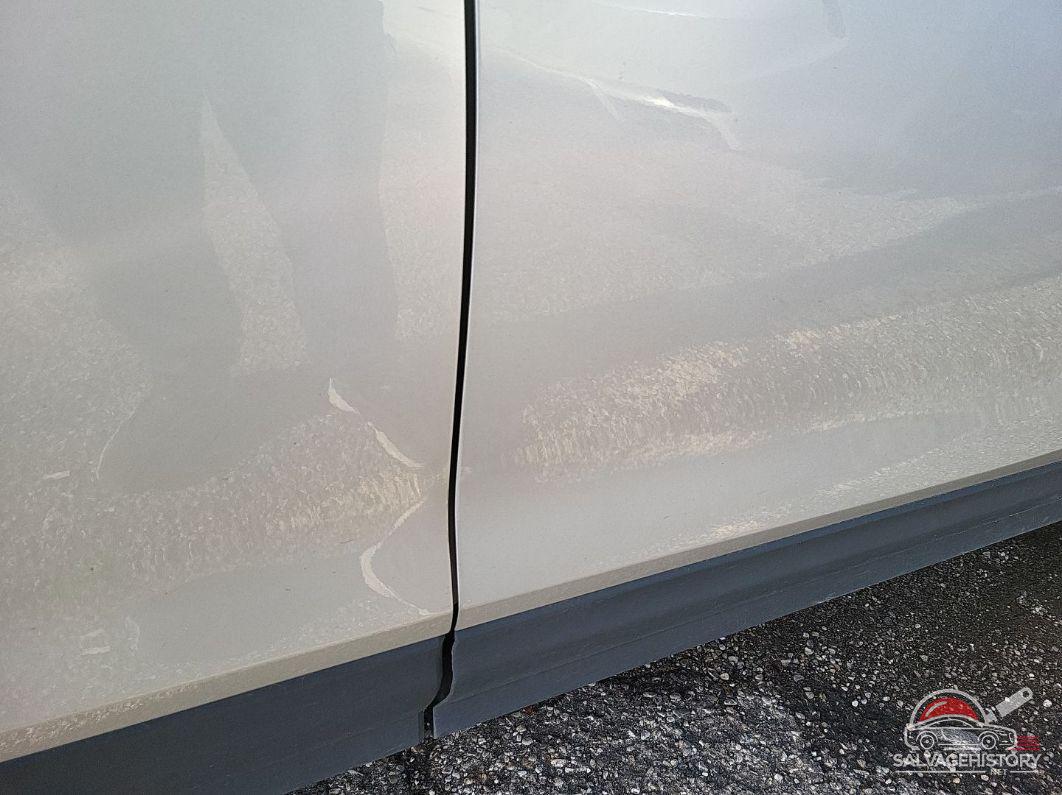 2GNAX5EV1L6214466 2020 CHEVROLET EQUINOX photo no. 3
