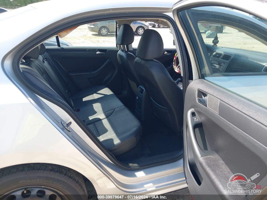 3VWDX7AJ6BM341140 2011 VOLKSWAGEN JETTA photo no. 8