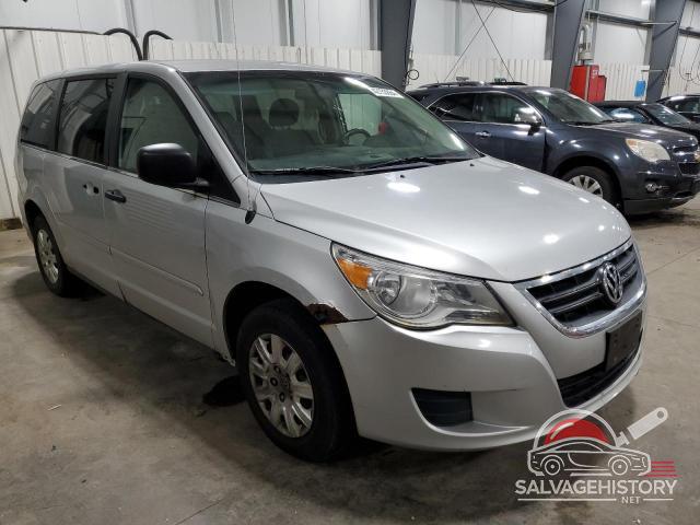2V8HW44119R517438 2009 VOLKSWAGEN ROUTAN photo no. 4