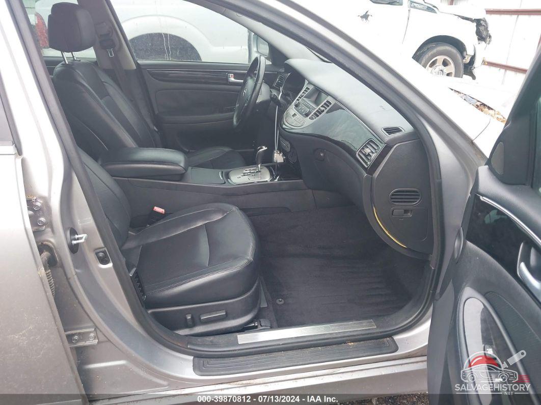 KMHGC4DDXDU243688 2013 HYUNDAI GENESIS photo no. 5