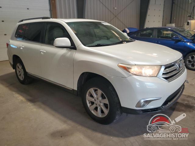 5TDBK3EH4BS063170 2011 TOYOTA HIGHLANDER photo no. 4