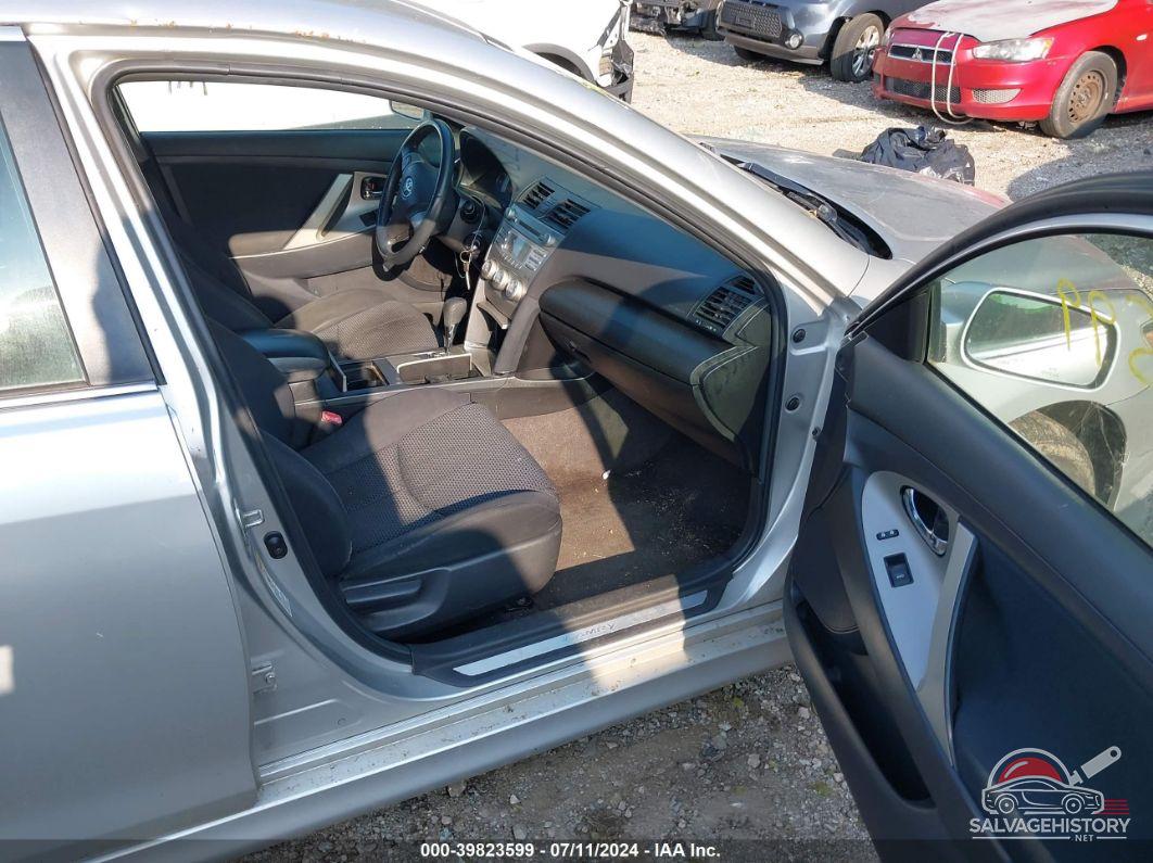 4T1BF3EK6BU149555 2011 TOYOTA CAMRY photo no. 5