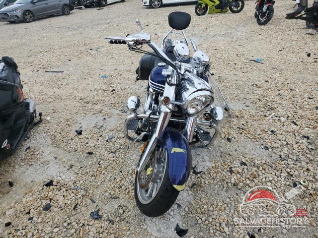 JYAVP22E49A008692 2009 YAMAHA XV1900 CT photo no. 2