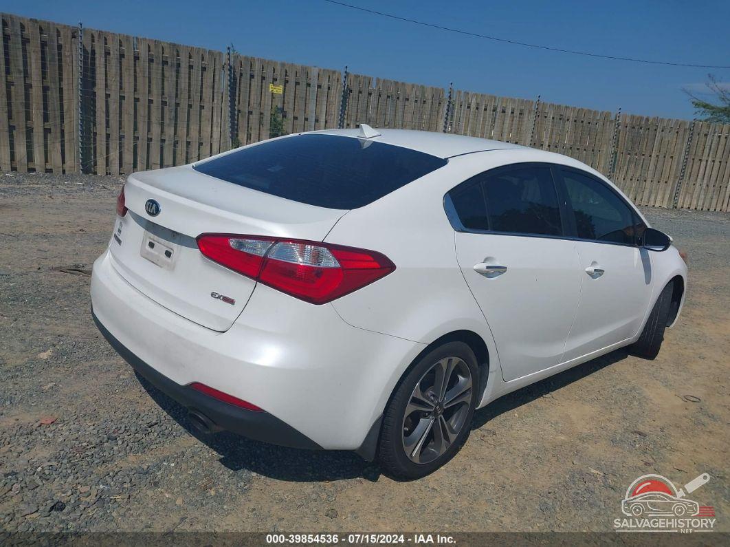 KNAFZ4A84F5364569 2015 KIA FORTE photo no. 4