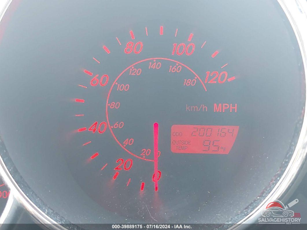 2T1KR32E13C080041 2003 TOYOTA MATRIX photo no. 7