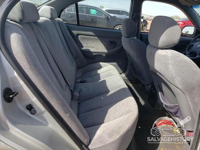 KMHDN46D95U992008 2005 HYUNDAI ELANTRA photo no. 10