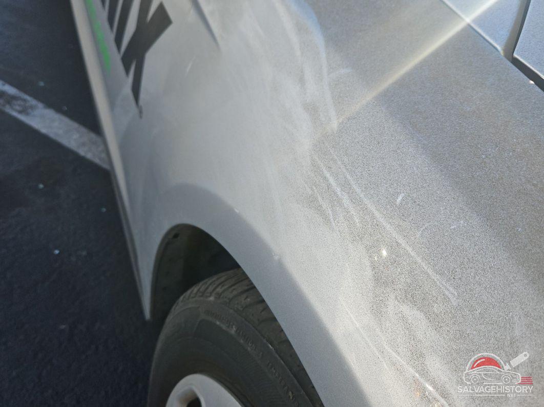 1FADP3E2XFL301980 2015 FORD FOCUS photo no. 2