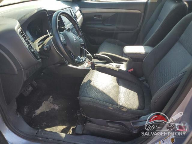 JA4AD3A36HZ025392 2017 MITSUBISHI OUTLANDER photo no. 7