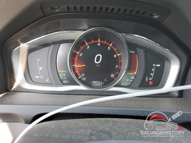 YV126MFK6F1360989 2015 VOLVO S60 photo no. 9