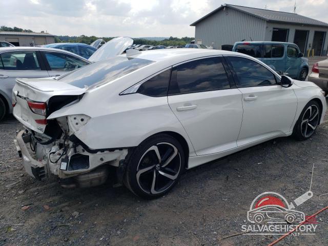 1HGCV2F32JA015303 2018 HONDA ACCORD photo no. 3