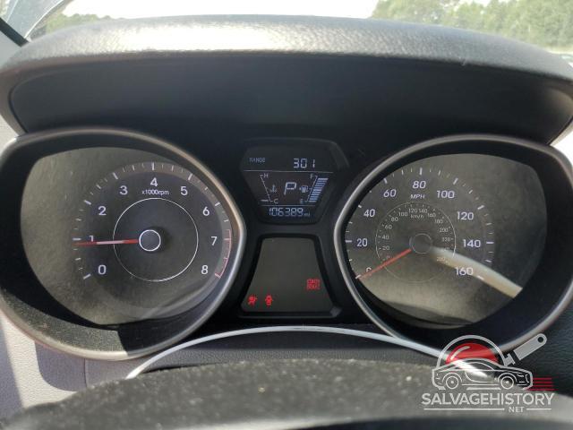 5NPDH4AE4FH615576 2015 HYUNDAI ELANTRA photo no. 9