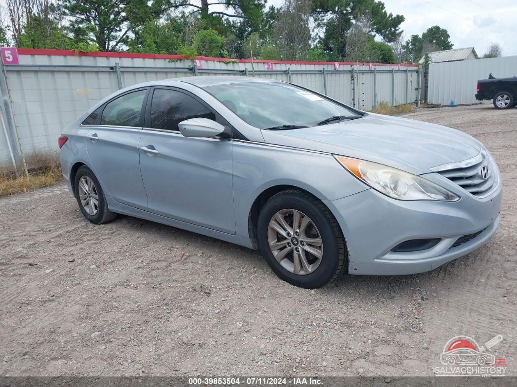 5NPEB4AC8DH772920 2013 HYUNDAI SONATA photo no. 2
