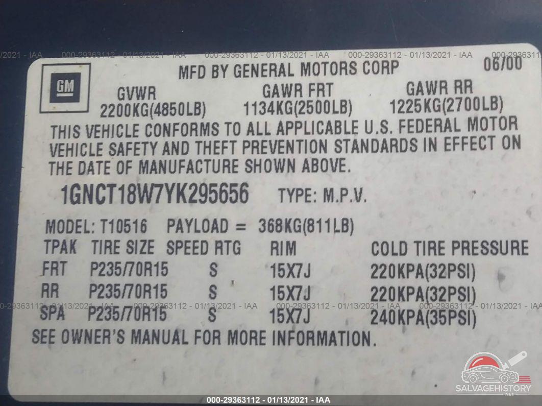 1GNCT18W7YK295656 2000 CHEVROLET BLAZER photo no. 9