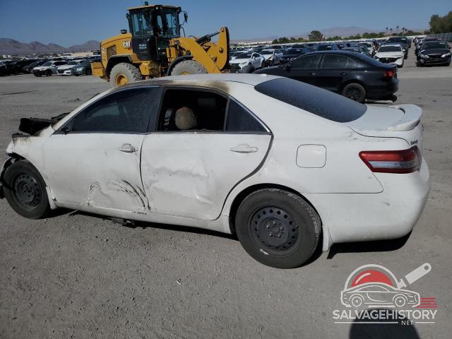 4T1BF3EK7AU532144 2010 TOYOTA CAMRY photo no. 2