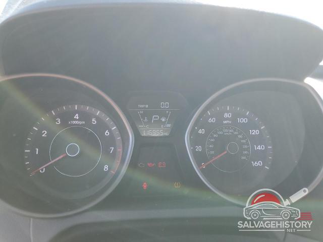 5NPDH4AE3GH700667 2016 HYUNDAI ELANTRA photo no. 9