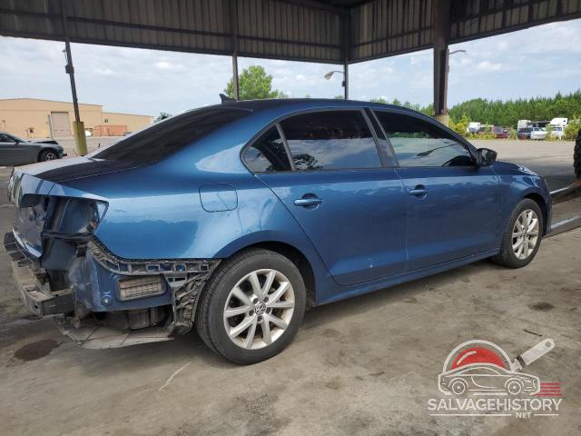 3VWD17AJXFM258592 2015 VOLKSWAGEN JETTA photo no. 3