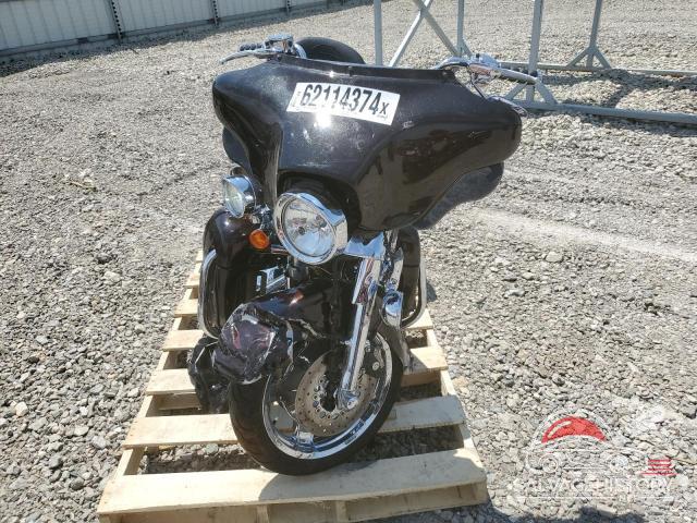 1HD1KBM1XBB650862 2011 HARLEY-DAVIDSON FL photo no. 2
