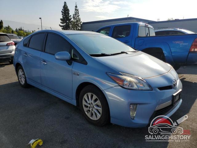 JTDKN3DP8E3054901 2014 TOYOTA PRIUS photo no. 4