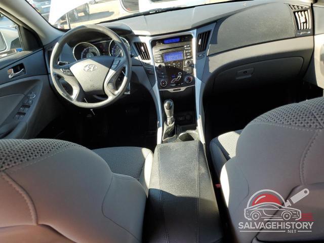 5NPEB4AC5CH495920 2012 HYUNDAI SONATA photo no. 8