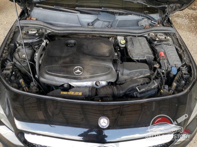 WDDSJ4EB9FN171130 2015 MERCEDES-BENZ CLA-CLASS photo no. 11