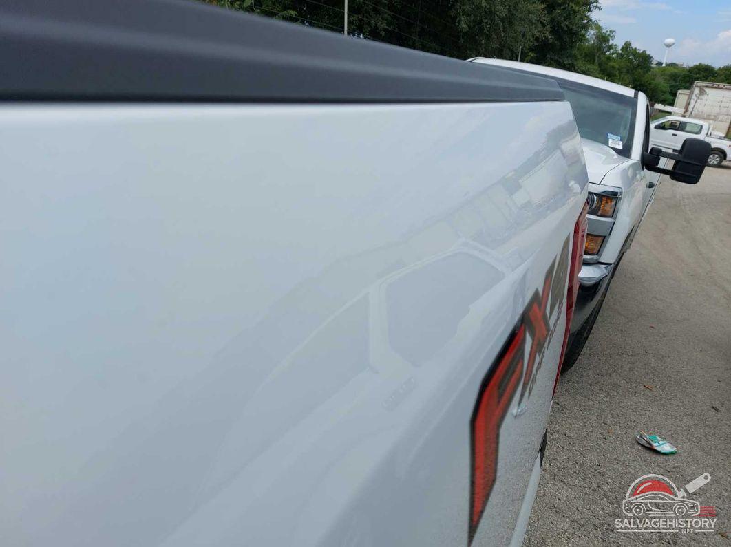 1FTFW1E5XJKF07478 2018 FORD F-150 photo no. 2