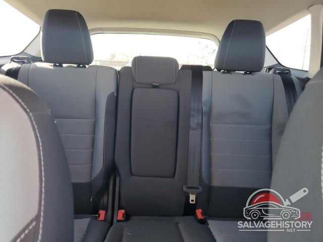1FMCU0GXXGUB99349 2016 FORD ESCAPE photo no. 10