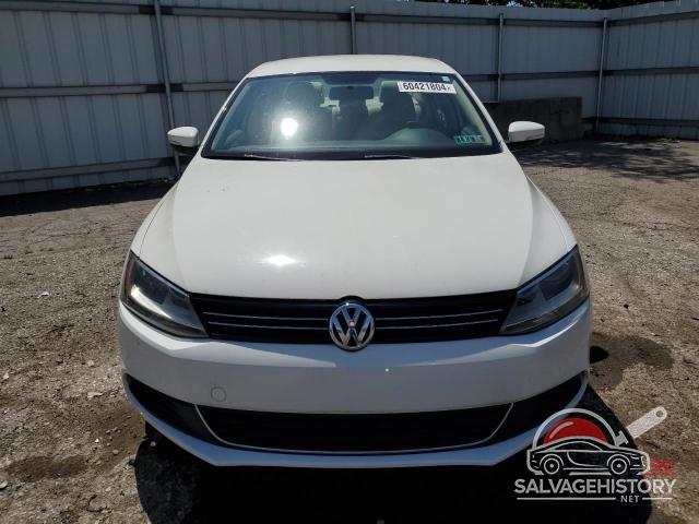 3VWDP7AJ5DM250671 2013 VOLKSWAGEN JETTA photo no. 5