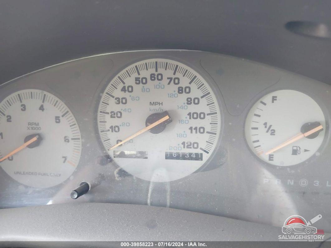 1B3HD46TXRF326755 1994 DODGE INTREPID photo no. 7